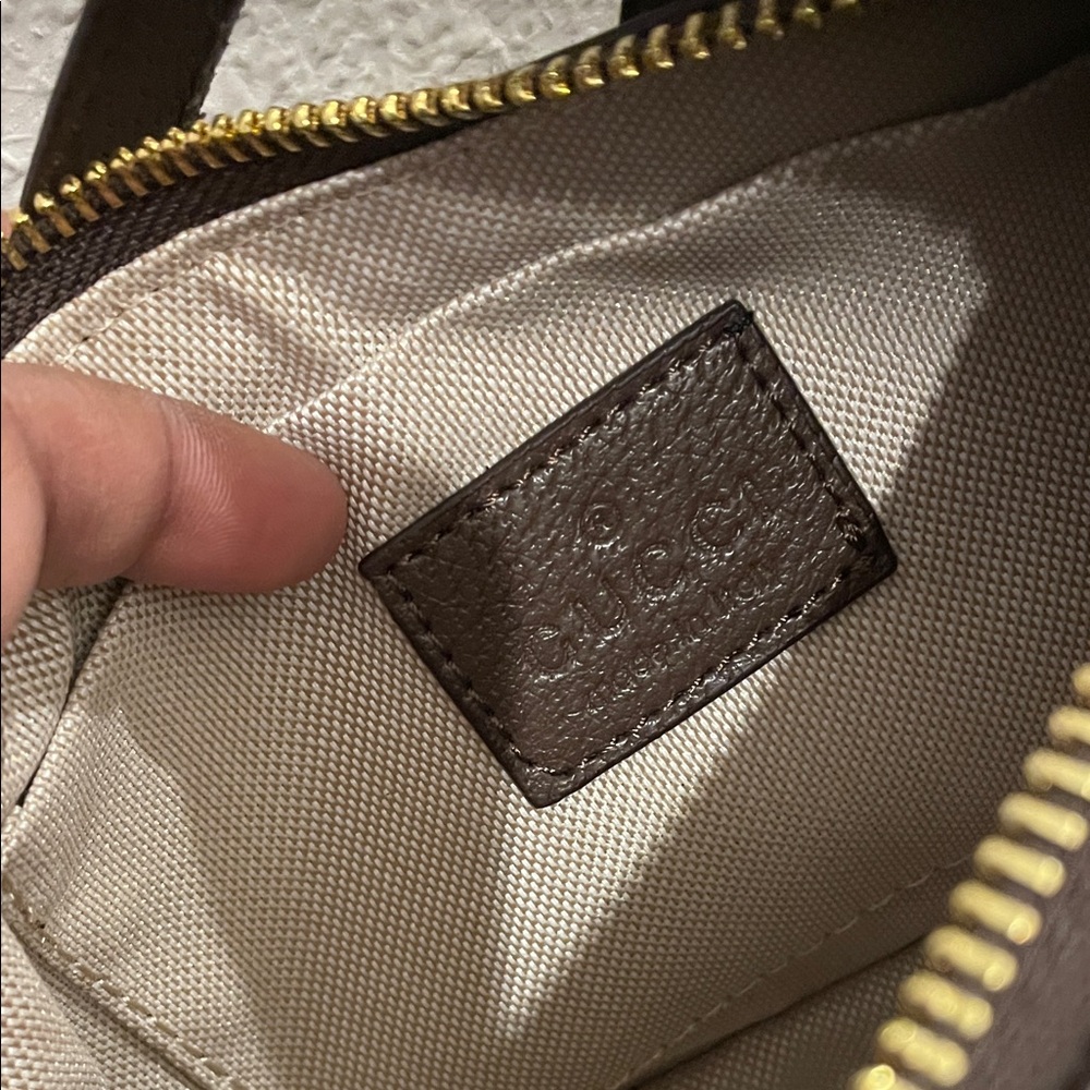 Gucci Brown and Tan GG Shoulder Bag - Picture 5 of 11